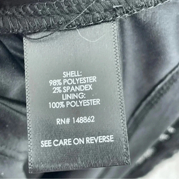 Torrid Womens Size 1 long sleeve cut out front top 1621 - Picture 8 of 9